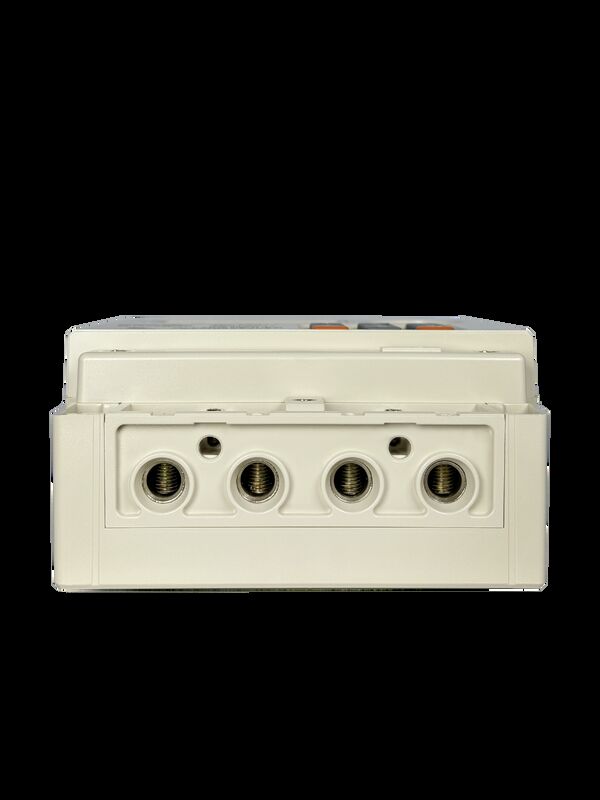 Tek fazlı bölünmüş tip ön ödemeli elektrik ölçüm cihazı Akıllı ön ödemeli elektrik ölçüm cihazı, doğruluk sınıfı 1. sınıf ve enerji kullanımı verileri için giriş yolu klavyesi sağlar